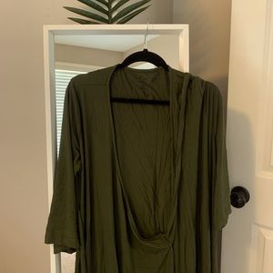 Caden Lane Mommy Maternity Robe in Olive